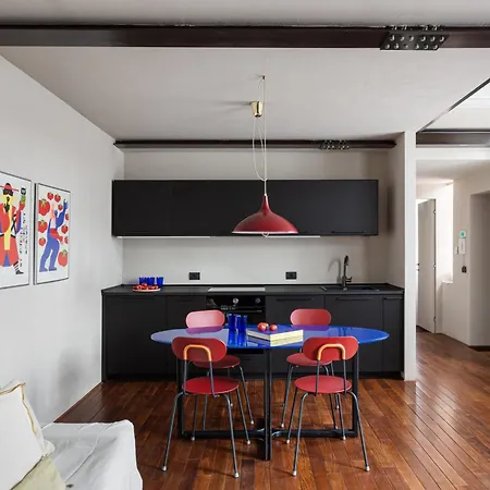The Naviglio Grande - Luxurious Flat Appartement *