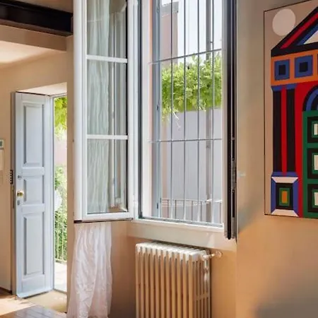 The Naviglio Grande - Luxurious Flat Apartamento